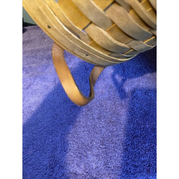 Longaberger Basket Handwoven In Dresden, Ohio USA 1994 Round Leather Handles - Picture 3 of 6